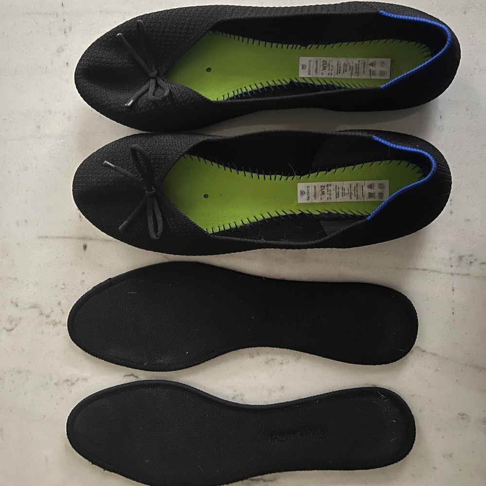 Rothy’s “The Flat” in Black with Bow - Like New